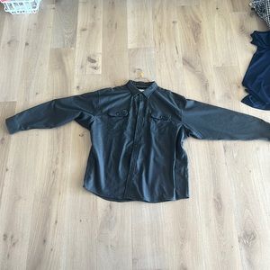 Dark gray poncho shirt in a XXL